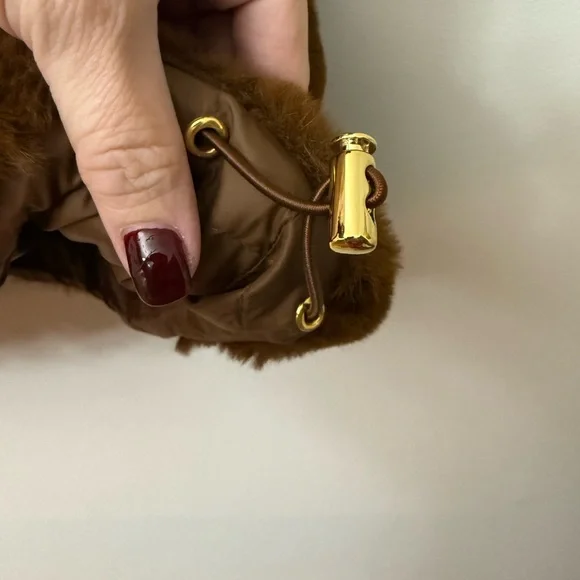 Via Spiga Chevron Faux Fur Vest L - Picture 3 of 5